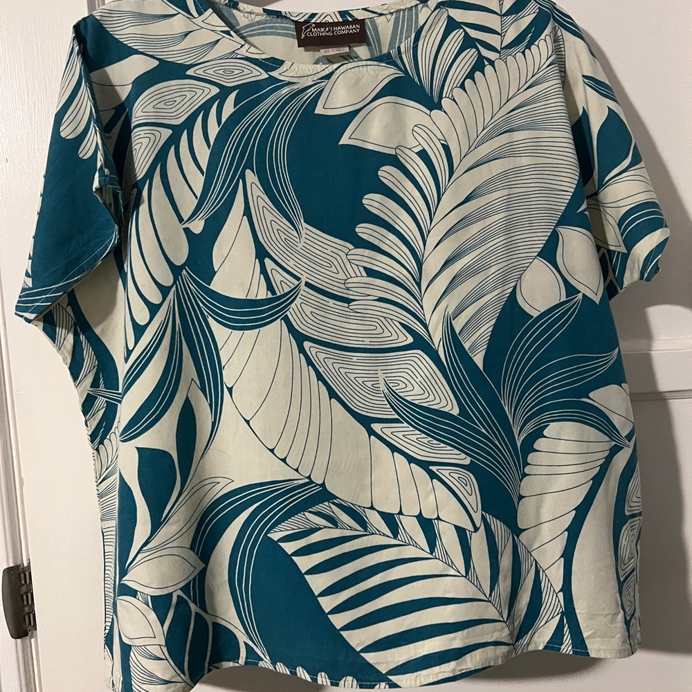 Maika’i hawaiian company Tropical Leaf Print Shirt